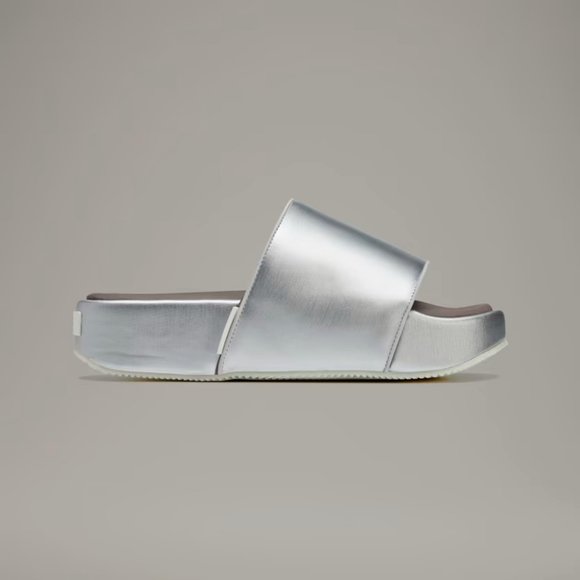 Y-3 Slides - Picture 1 of 12